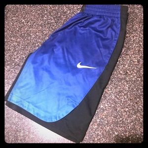 Boys Youth Medium Kevin Durant NIKE shorts